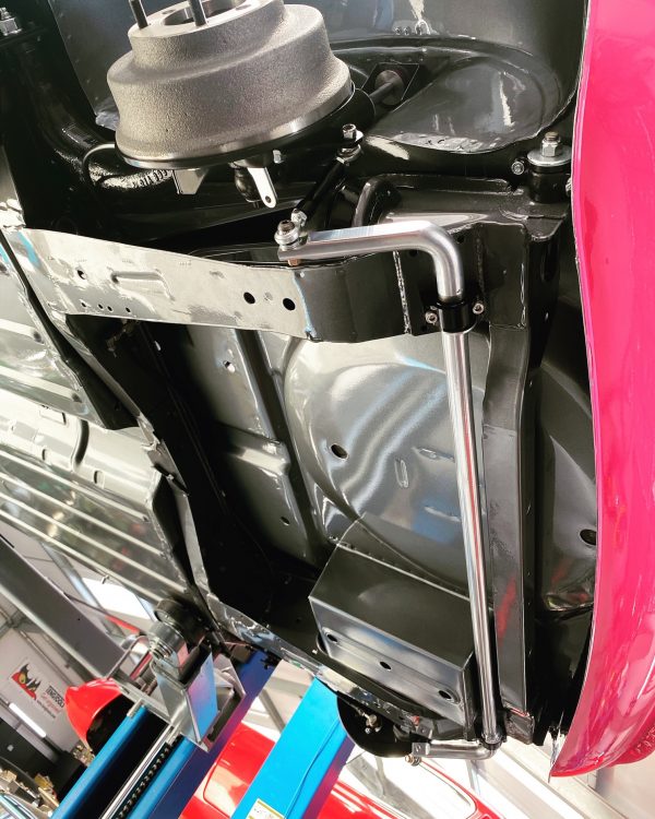 Classic mini Appendix k historic Anti-roll bar - Image 2